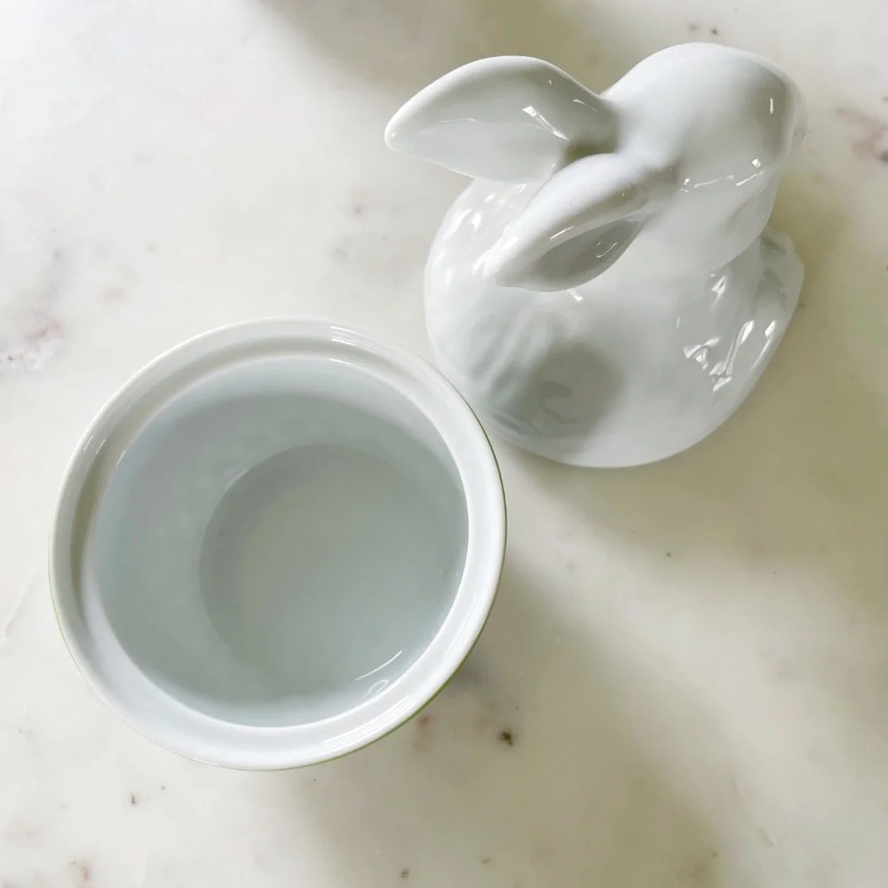 Williams Sonoma “Vintage Bunny” Lidded Dish Tureen for Easter Spring Table